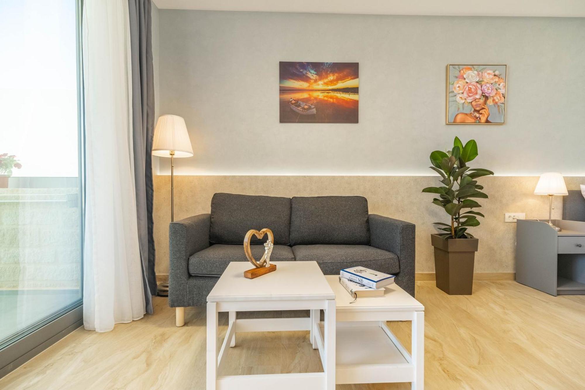 Amour Relax Hotel Almirida Buitenkant foto