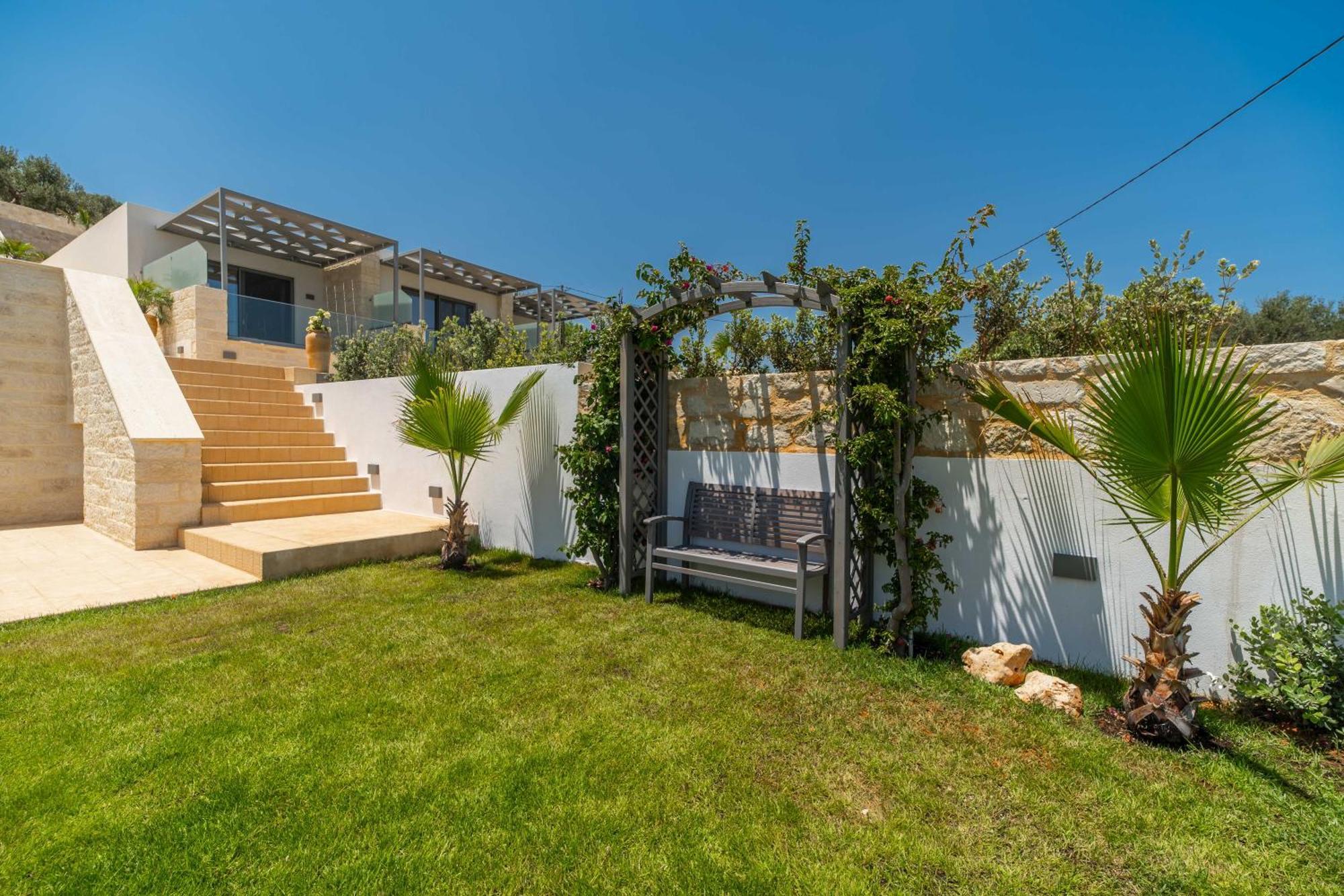 Amour Relax Hotel Almirida Buitenkant foto