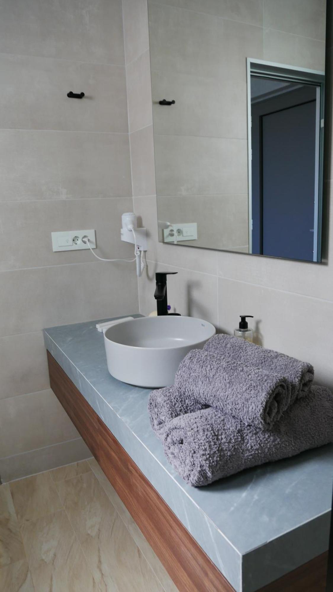 Amour Relax Hotel Almirida Buitenkant foto